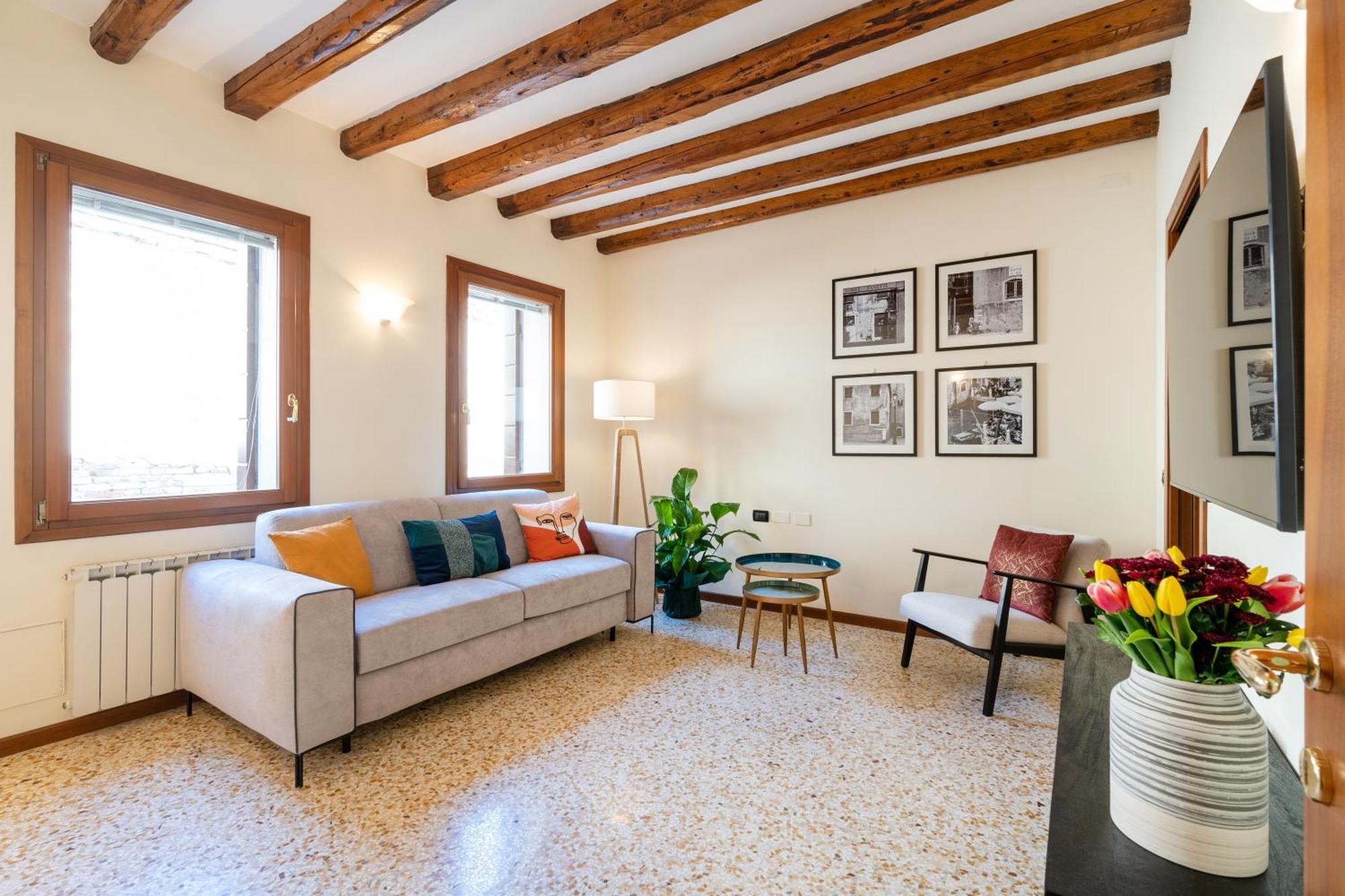 Elegante E Luminoso, Spazio Esterno Privato Venetië Buitenkant foto