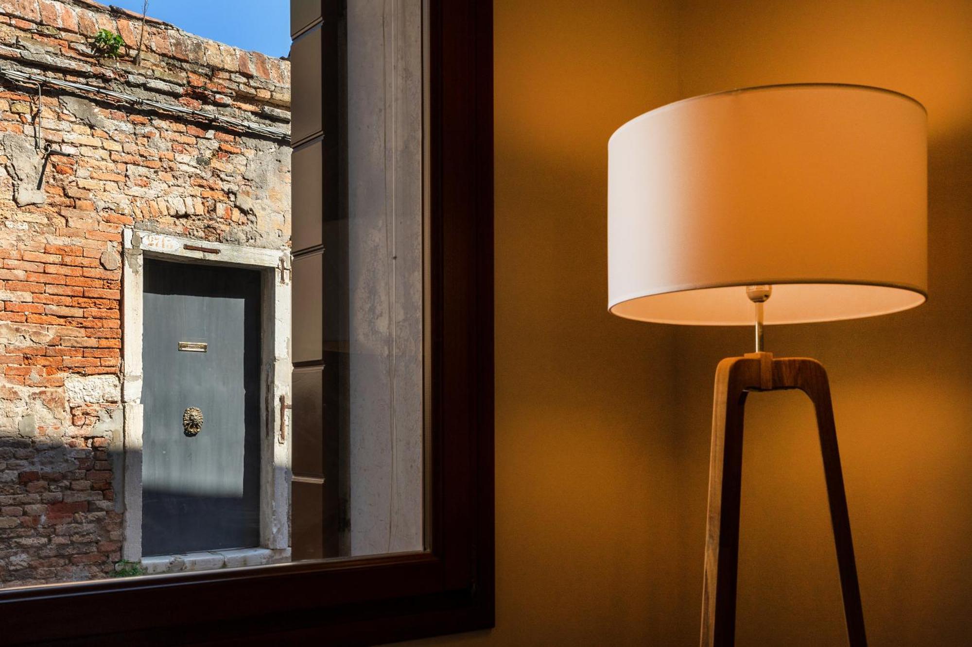 Elegante E Luminoso, Spazio Esterno Privato Venetië Buitenkant foto