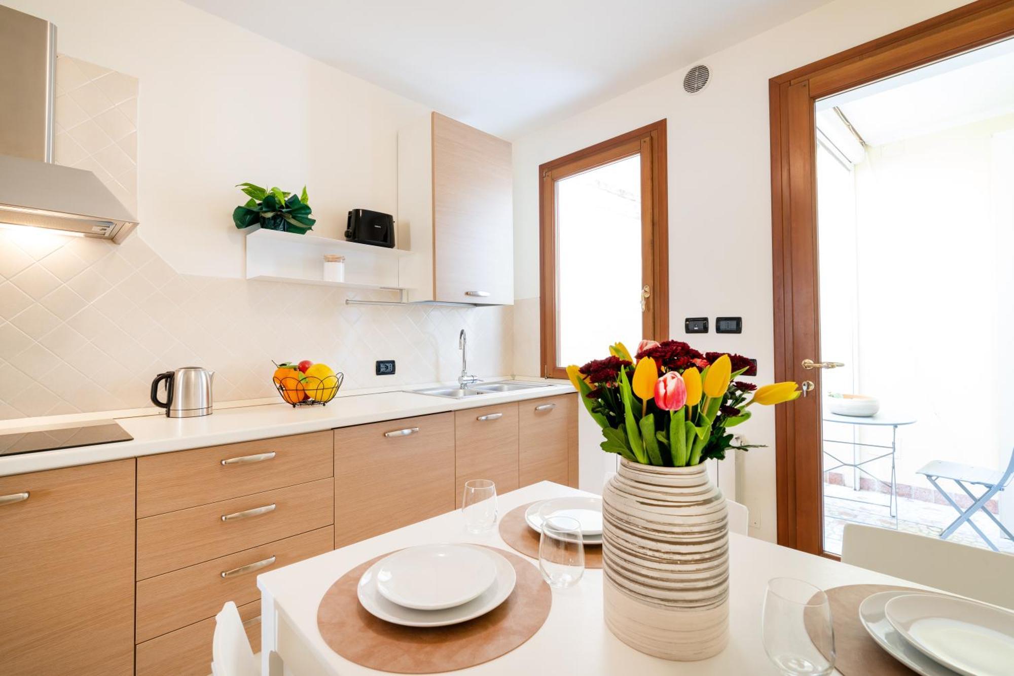 Elegante E Luminoso, Spazio Esterno Privato Venetië Buitenkant foto