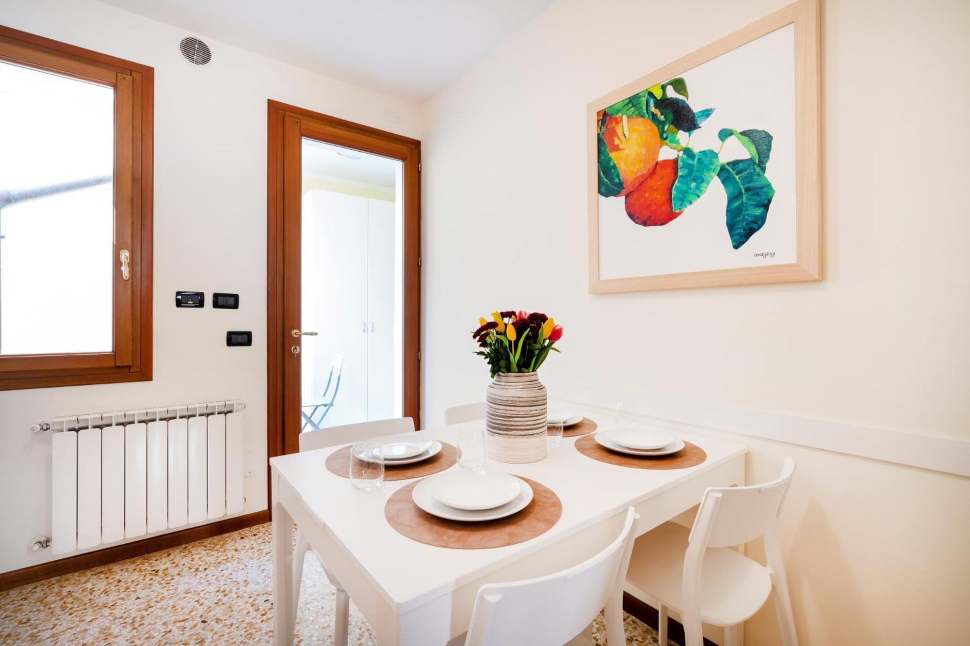 Elegante E Luminoso, Spazio Esterno Privato Venetië Buitenkant foto