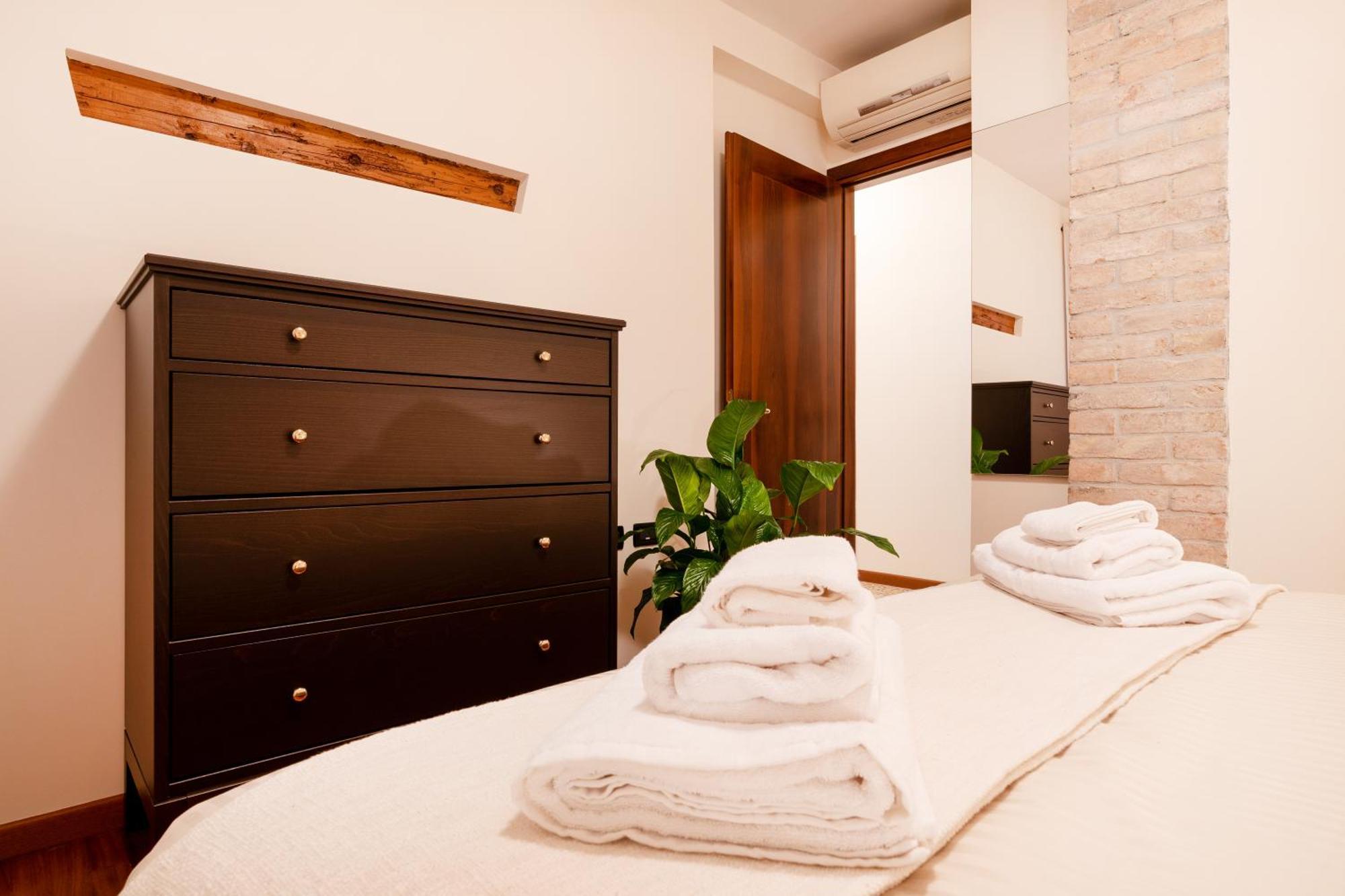 Elegante E Luminoso, Spazio Esterno Privato Venetië Buitenkant foto